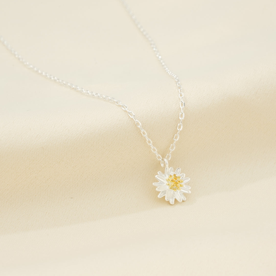 Children's Daisy Necklace