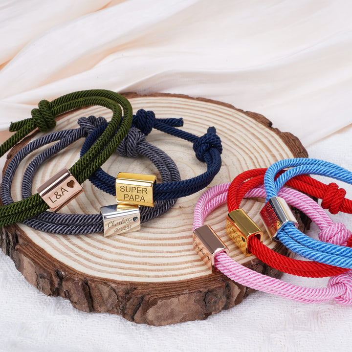 Bracelet en corde pour bébé fait main et gravé sur mesure 