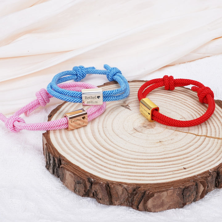 Bracelet en corde pour bébé fait main et gravé sur mesure 