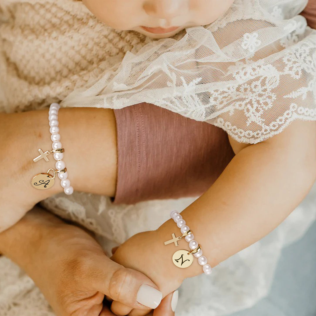 Personalized Initial Mom and Daughter Pearl Bracelet Set