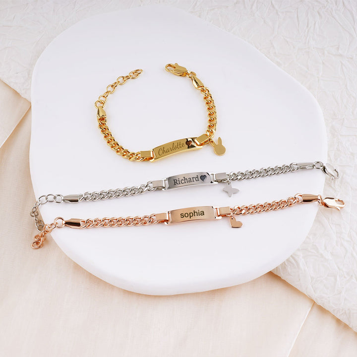 Bracelet prénom bébé avec breloque mignonne