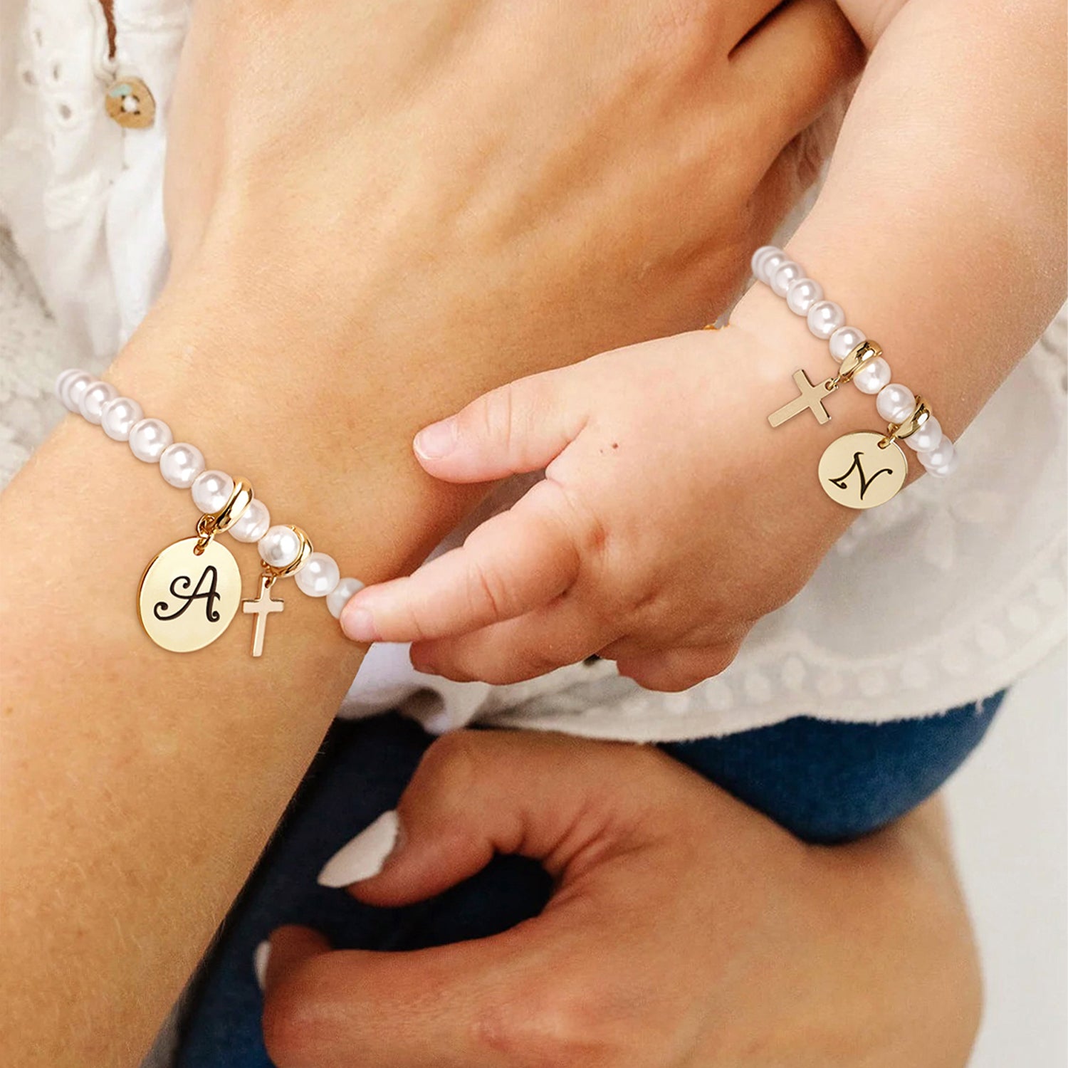 Personalized Initial Mom and Daughter Pearl Bracelet Set