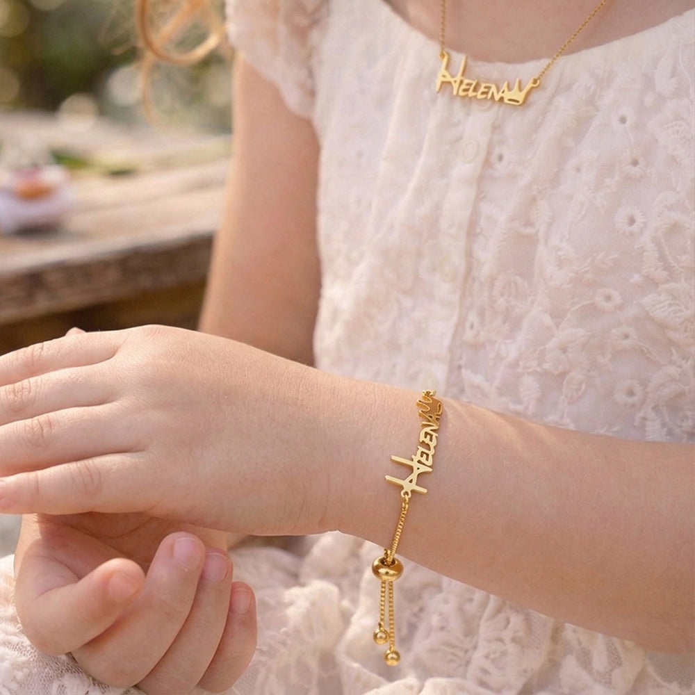 Ensemble de bijoux avec prénom de bébé Crown