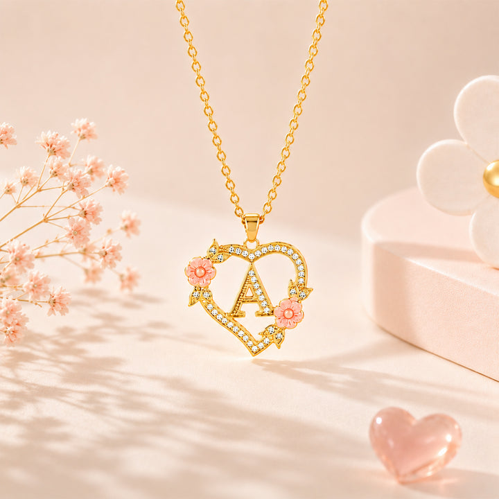 Bracelet personnalisé avec initiales pour bébé en forme de petit cœur