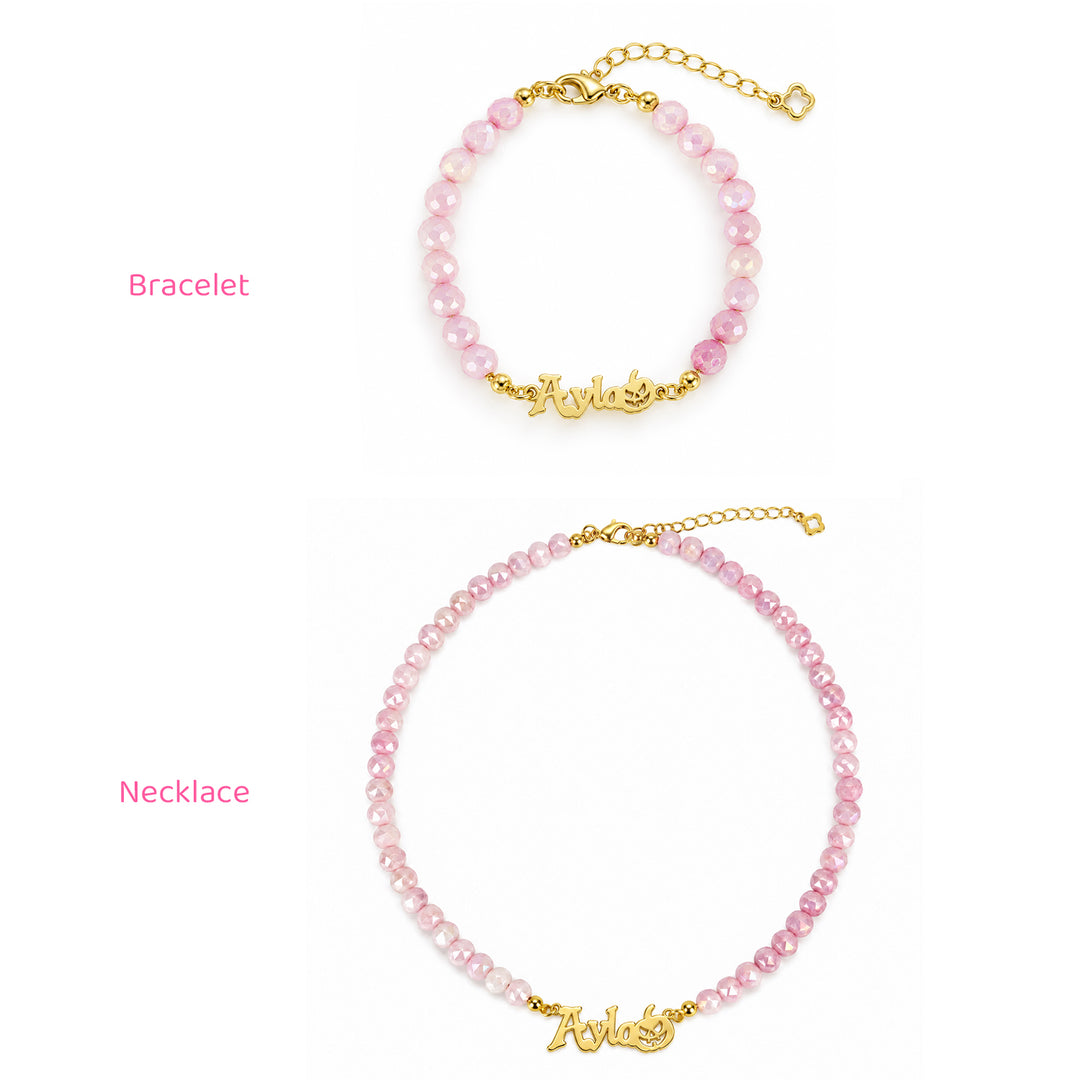 Personalisiertes Kinderkreuz- und Perlenarmband mit Initialen 