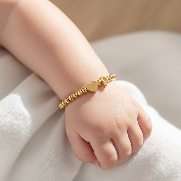 Personalisiertes kleines Herz-Baby-Initialenarmband